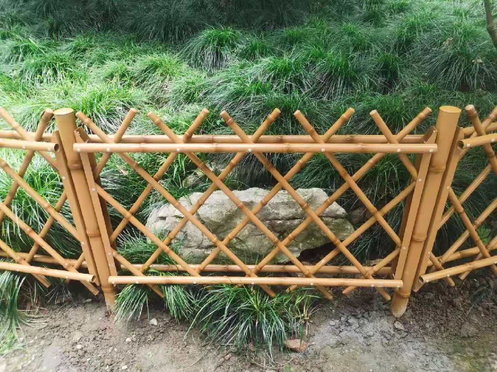 美丽乡村建设用仿竹围栏